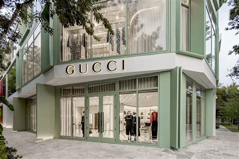 gucci store miami fl|gucci store miami airport.